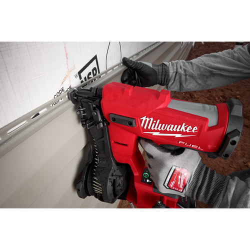 Milwaukee M18 FUEL™ Coil Roofing Nailer Vinyl Siding Tip